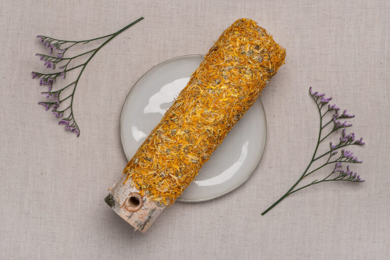 Gryzak dla koni Balanced Flowers